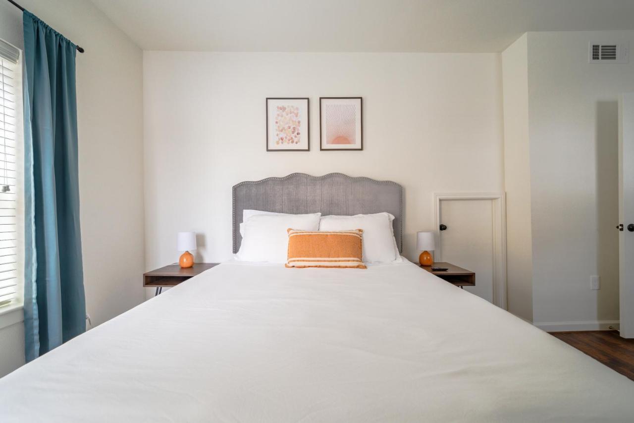 Unit 1 - Spacious & Renovated Apt Home In The City'S Action Houston Exterior photo